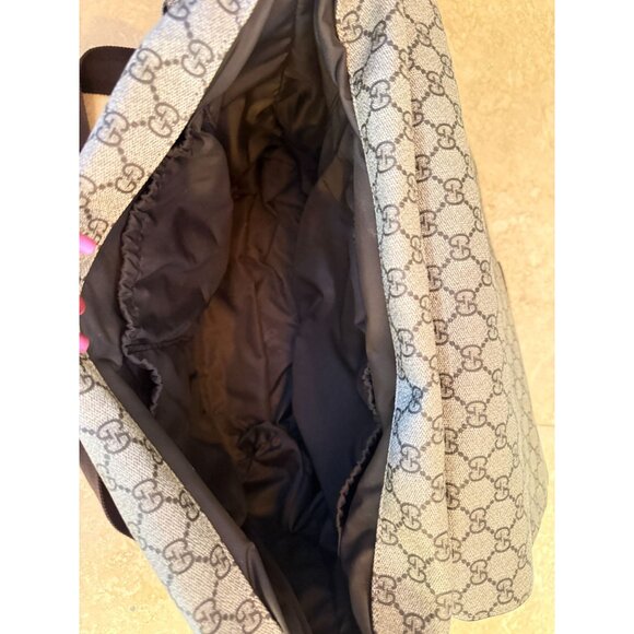 Gucci GG Canvas Diaper Bag With Adjustable Strap Velcro Side Pockets & Changing - Picture 4 of 7